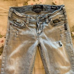 CLEAR OUT SALE! Silver jeans